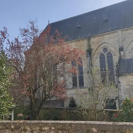 Duplex Lumineux Et Calme En Centre-ville * Coutances