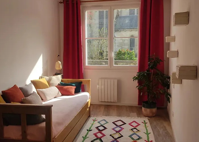 Duplex Lumineux Et Calme En Centre-ville * Кутанс